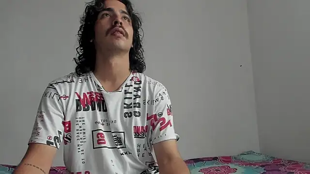 Snapshot of Jave_rave chatting on January 2026 01:14:01 PM Jave rave online show from January 2026 01:14:01 PM