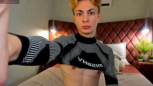 Even Vrot online show from December 2025 02:22:02 PM