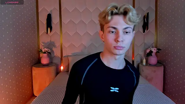 Even Vrot online show from December 2025 09:18:02 PM