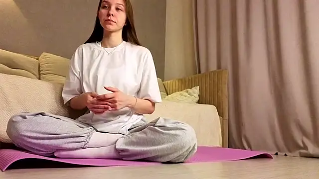 JaymieLarkey online show from December 2025 03:56:02 PM