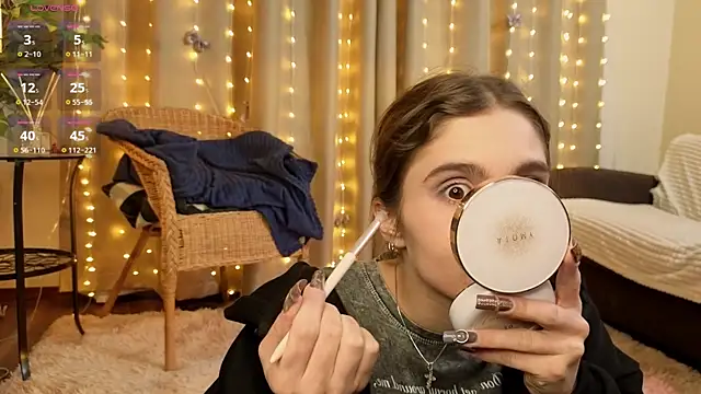 RozanneJordan online show from February 2026 05:21:02 PM