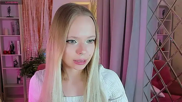 lucy loy online show from January 2026 02:10:01 PM