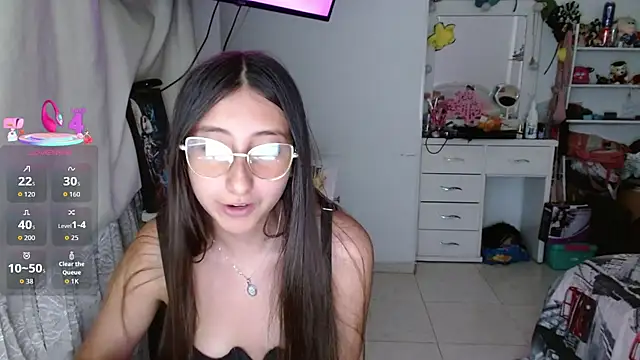 Nanylux online show from January 2026 02:18:02 AM