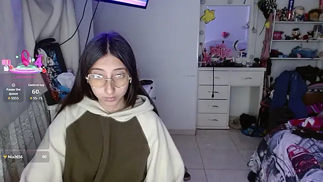 Nanylux online show from January 2026 03:13:01 AM