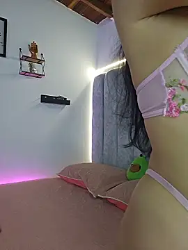  manumontoya online show from November 2025 05:35:01 PM