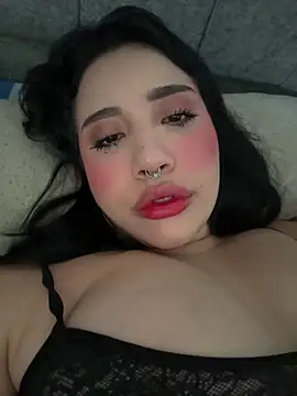 emy eviee online show from April 2026 03:21:01 PM