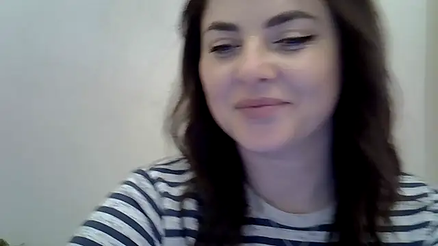 Darkroseq online show from November 2025 01:00:02 PM