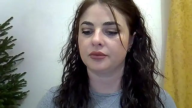 Darkroseq online show from November 2025 01:55:02 PM