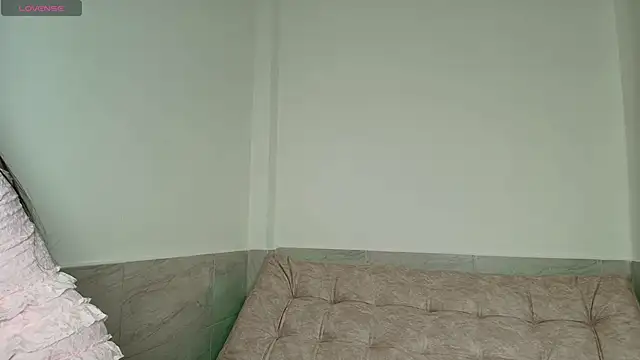 Megan Ivy online show from November 2025 10:03:01 AM