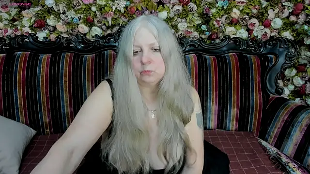 mariabelladonna online show from May 2026 10:04:02 PM