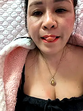 dis princess online show from December 2025 03:33:01 PM