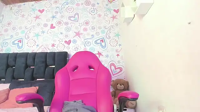 ISA RIVAS online show from December 2025 11:57:01 AM