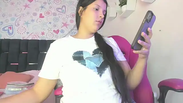 ISA RIVAS online show from December 2025 12:33:01 PM