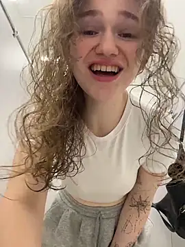 RussianWoman online show from April 2026 03:19:01 AM