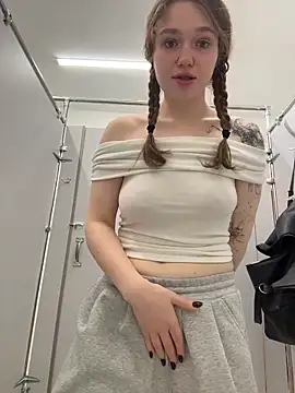 RussianWoman online show from April 2026 01:01:01 AM