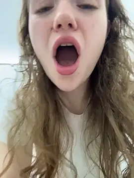 RussianWoman online show from April 2026 03:24:02 AM