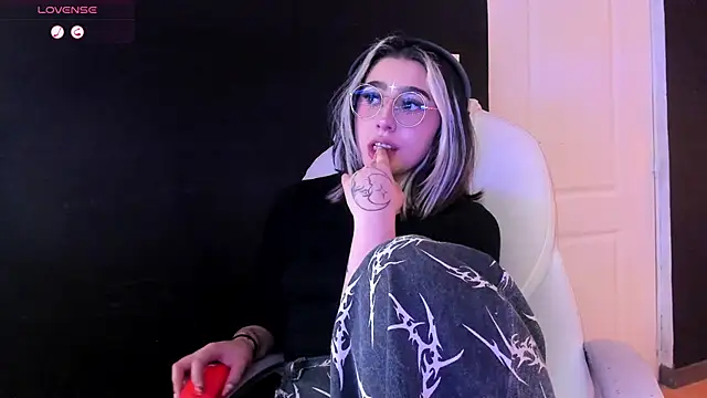 GabyRose9 online show from March 2026 09:38:02 PM