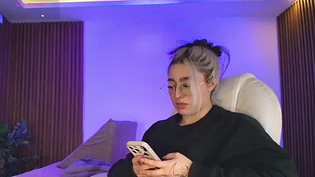 GabyRose9 online show from February 2026 07:25:01 PM