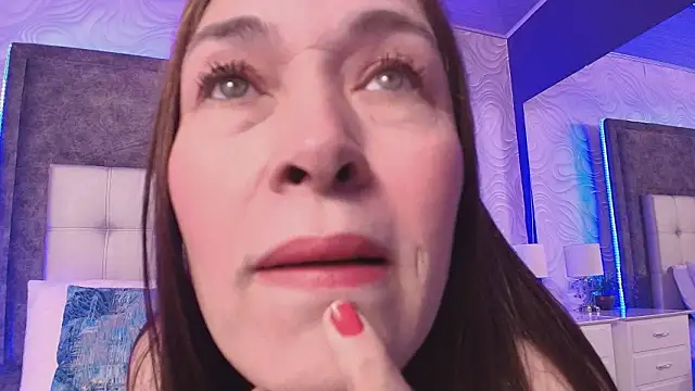 helen larkin online show from February 2026 11:37:02 AM