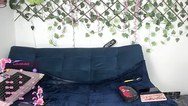 Snapshot of Eva_moon5 chatting on January 2026 07:43:02 PM Eva moon5 online show from January 2026 07:43:02 PM