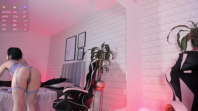 Elizabetth Benz online show from March 2026 07:06:02 PM