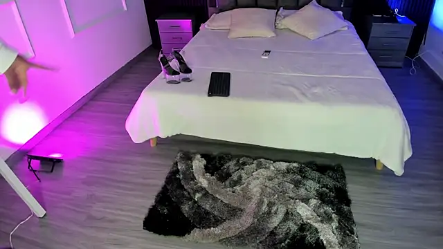 Sienarosewood online show from November 2025 04:24:01 AM