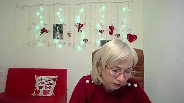 LaurenWishy online show from February 2026 06:46:01 PM