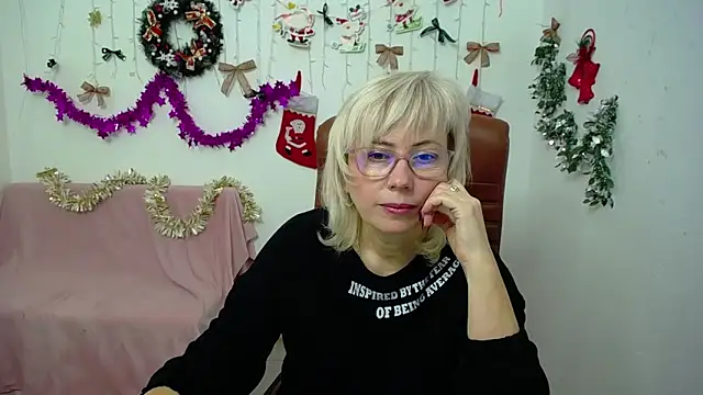 LaurenWishy online show from December 2025 12:05:01 PM