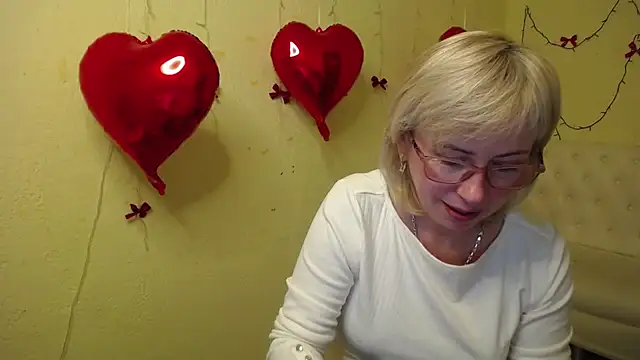 LaurenWishy online show from February 2026 05:57:01 PM