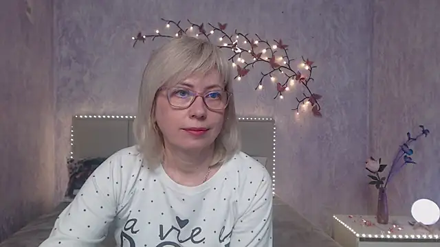 LaurenWishy online show from March 2026 06:24:02 AM