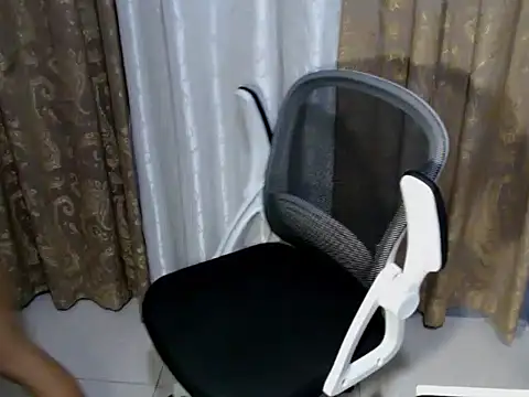 Snapshot of AmazingVivyoria69 chatting on July 2026 07:04:02 AM AmazingVivyoria69 online show from July 2026 07:04:02 AM