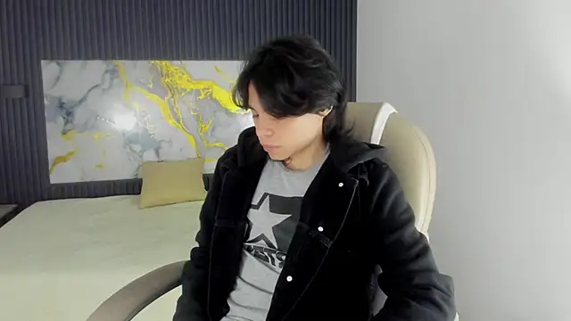 Sylasfrost online show from November 2025 06:52:02 PM