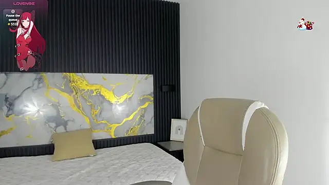 Sylasfrost online show from November 2025 07:35:02 PM