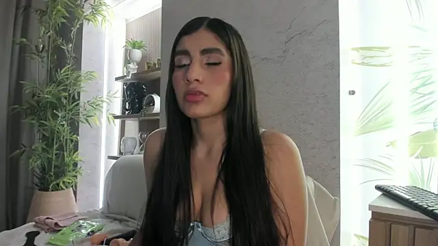 IsabelaStefano online show from February 2026 03:08:02 AM