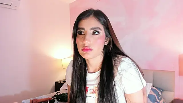 Snapshot of IsabelaStefano chatting on April 2026 03:13:02 AM IsabelaStefano online show from April 2026 03:13:02 AM