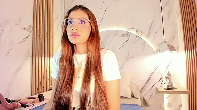 IsabelaStefano online show from December 2025 03:23:01 AM