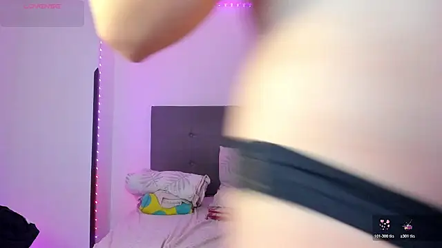 tessa  evans online show from March 2026 12:02:01 AM