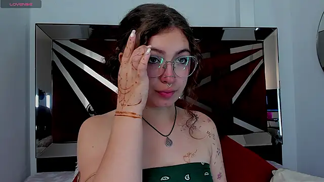 MarieTaylor  online show from February 2026 06:06:01 PM