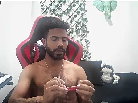 alberthot11 online show from December 2025 03:40:02 AM