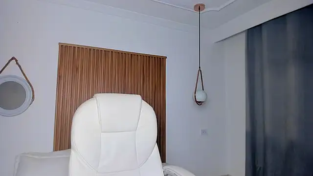 Alaska deluxe online show from February 2026 12:02:02 AM