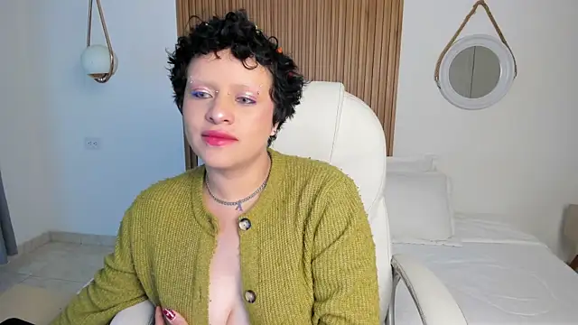 Alaska deluxe online show from April 2026 12:23:01 AM