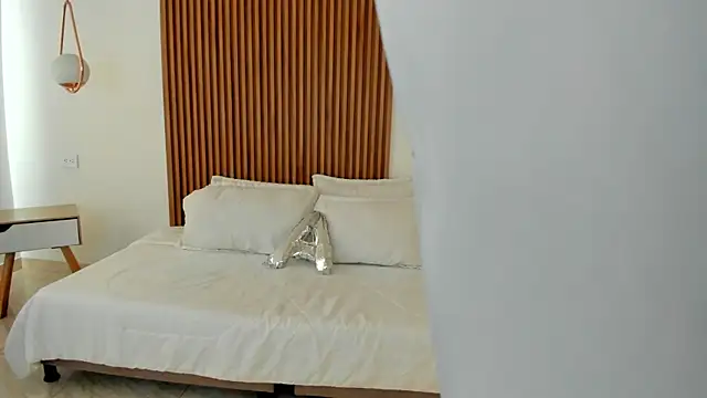 Alaska deluxe online show from January 2026 09:11:02 PM