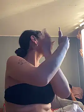 loveyoukats25 online show from November 2025 09:15:01 PM