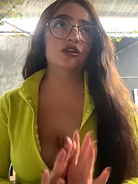 Juanita Rojas online show from November 2025 06:30:02 PM