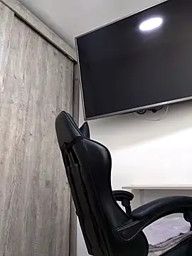 Laia torres1 online show from February 2026 07:24:01 PM