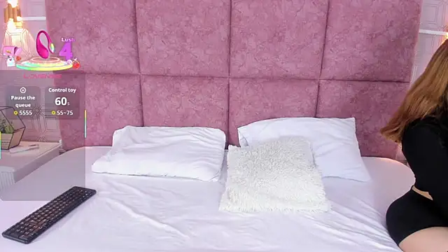 NathalieRoss1 online show from January 2026 09:52:02 PM