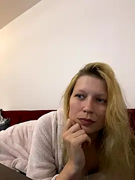 Snapshot of LexiSlimVIbe chatting on November 2025 07:25:01 PM LexiSlimVIbe online show from November 2025 07:25:01 PM