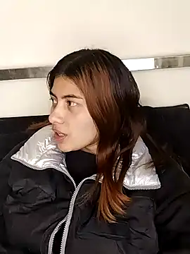 Emmyxxx online show from January 2026 05:11:02 AM