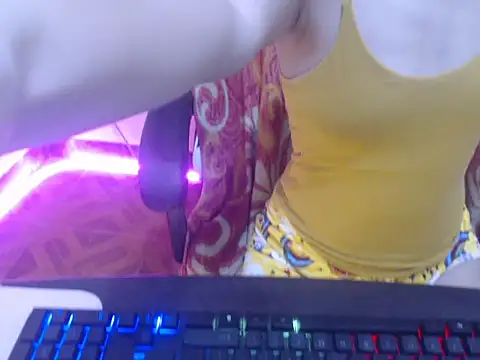 HotAsian Yazzi69 online show from March 2026 03:57:01 PM