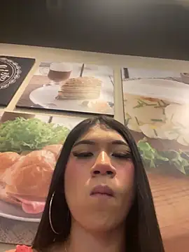 Celeste villanueva  online show from December 2025 01:48:02 PM